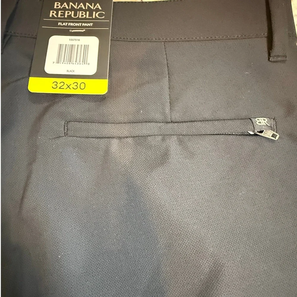 Banana Republic Mens Flat Front Pants Black 32x30 Straight Leg 1557516 NWT